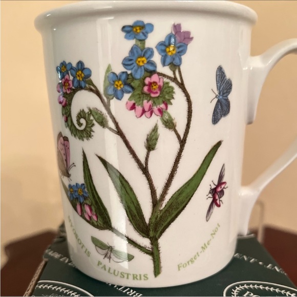 610. NWT VINTAGE PORTMEIRION BOTANIC GARDEN 1997 FORGET-ME-NOT MUG - Picture 4 of 6